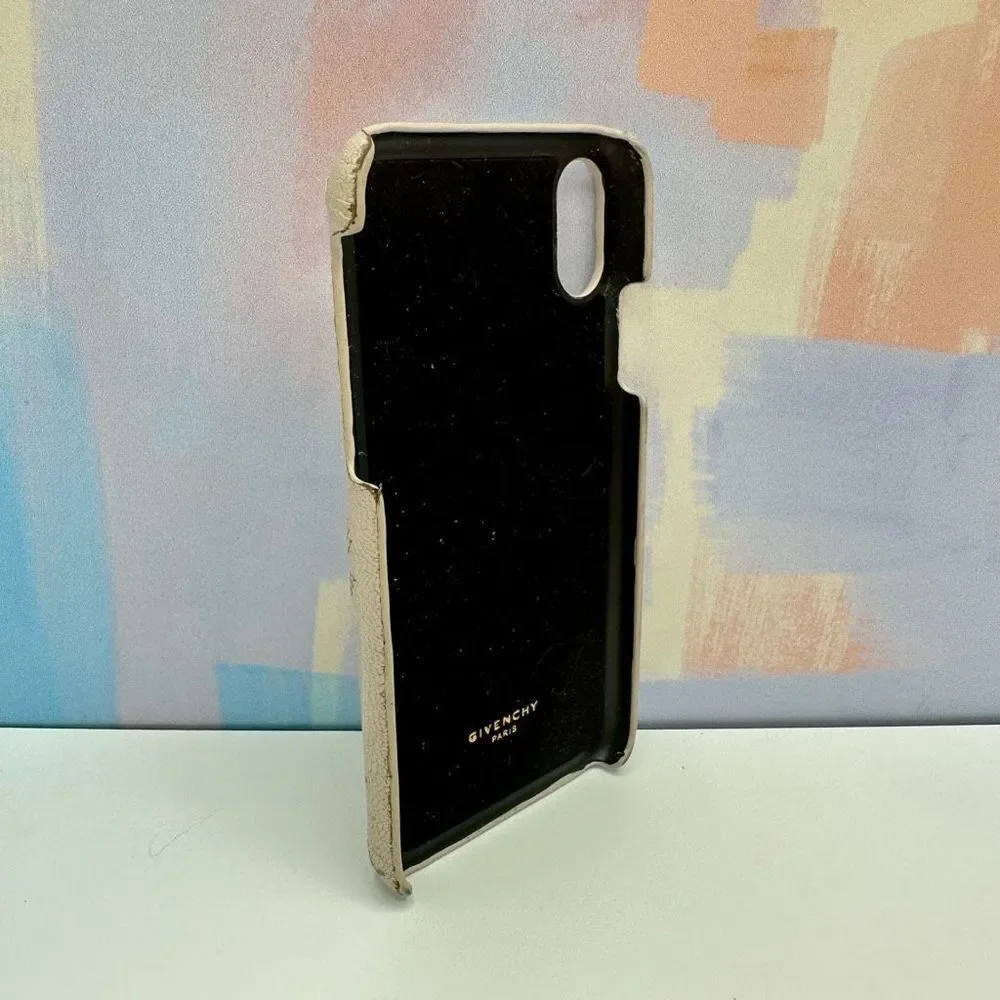 GIVENCHY Goatskin Diamond Quilted GV3 iPhone X Case Pale Pink